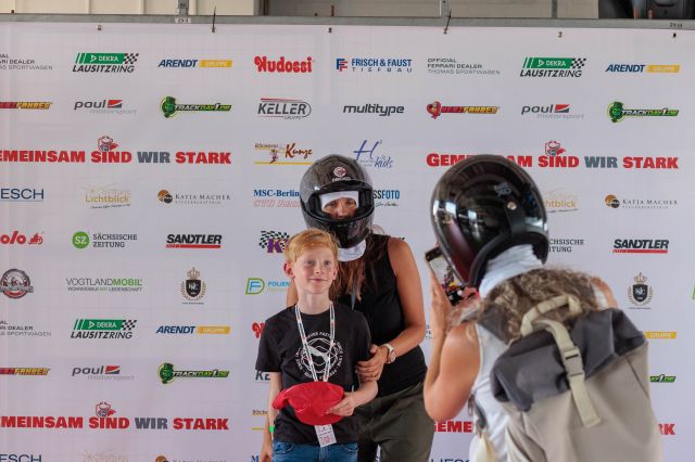 HERZ ÜBER KOPF Charity-Veranstaltung am DEKRA Lausitzring