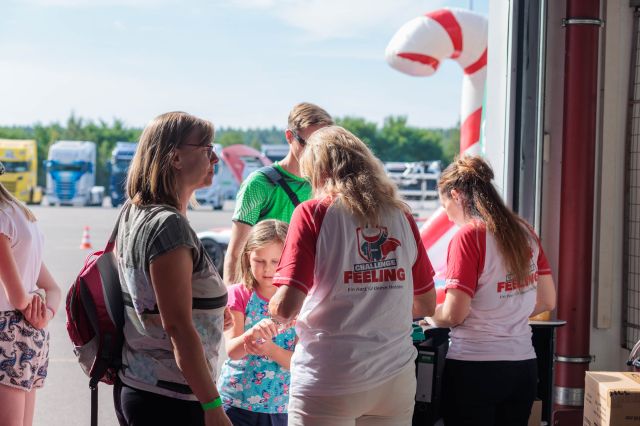 HERZ ÜBER KOPF Charity-Veranstaltung am DEKRA Lausitzring