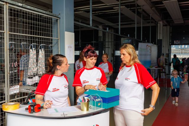 HERZ ÜBER KOPF Charity-Veranstaltung am DEKRA Lausitzring