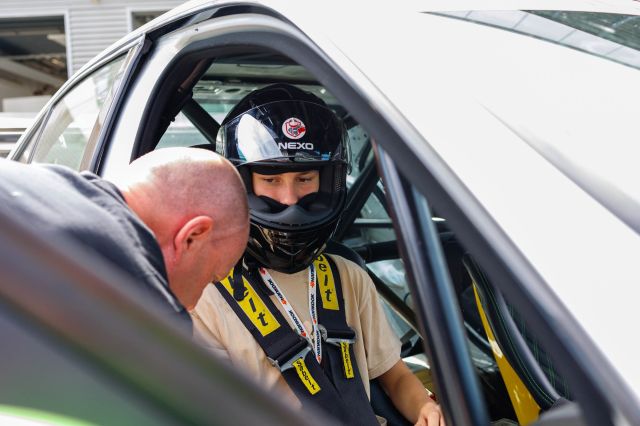 HERZ ÜBER KOPF Charity-Veranstaltung am DEKRA Lausitzring