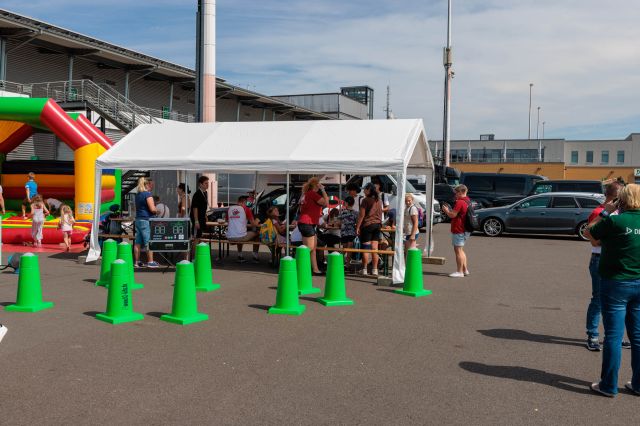 HERZ ÜBER KOPF Charity-Veranstaltung am DEKRA Lausitzring